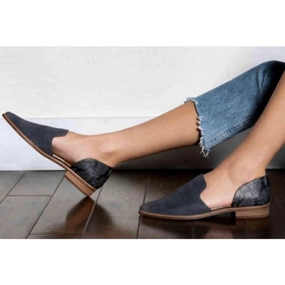 Dolce Vita Kelsa Flat - Picture 2 of 16